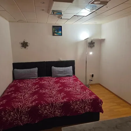 Souterrain-wohnung In Apartman Oberzissen