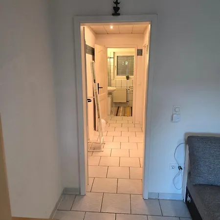Lägenhet Souterrain-wohnung In *