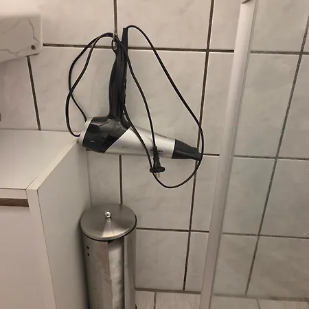 Souterrain-wohnung In * Oberzissen